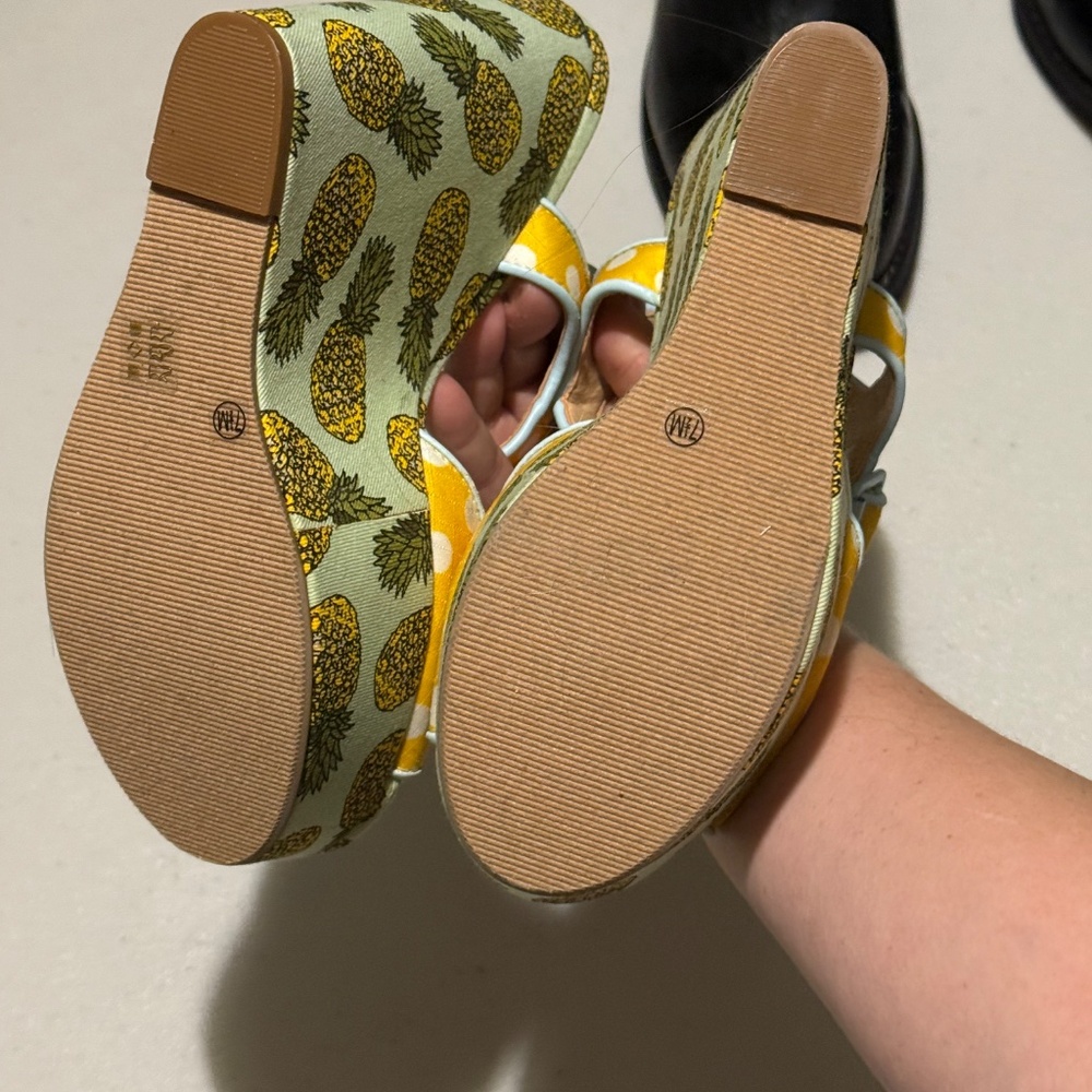 SIZE 7 CHINESE LAUNDRY PLATFORM WEDGE PINEAPPLE HIGH HEEL SANDALS LOT5582 - Picture 7 of 9